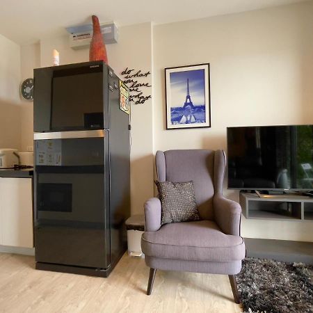 The Base Deluxe Kingsize Apartment Pattaya Bagian luar foto