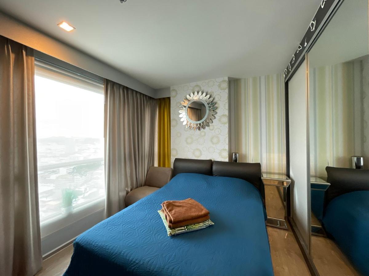 The Base Deluxe Kingsize Apartment Pattaya Bagian luar foto