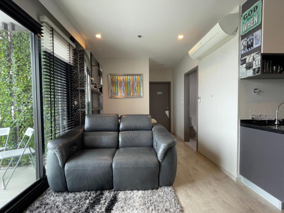 The Base Deluxe Kingsize Apartment Pattaya Bagian luar foto