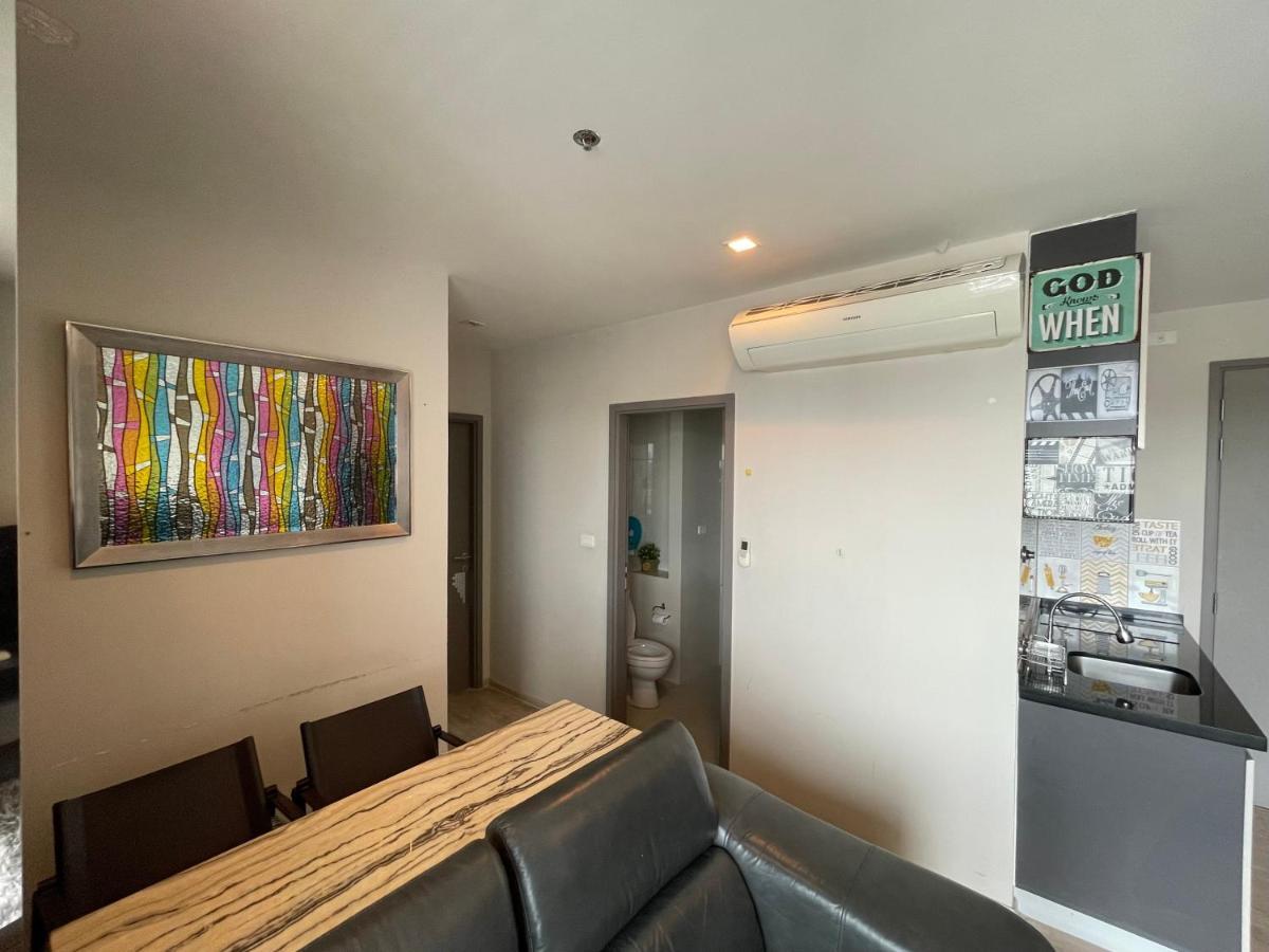 The Base Deluxe Kingsize Apartment Pattaya Bagian luar foto
